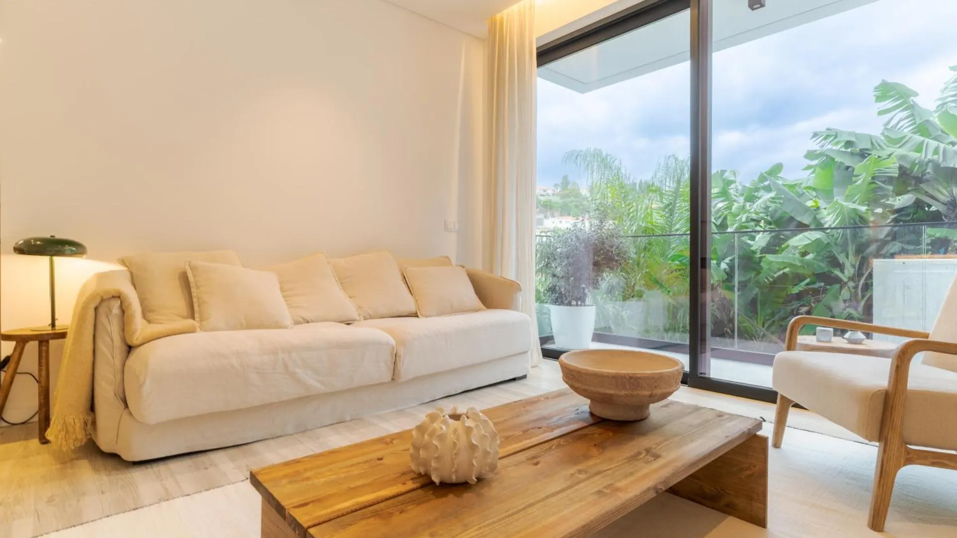 All You Need Apartment City Center Φουνκάλ 0*,