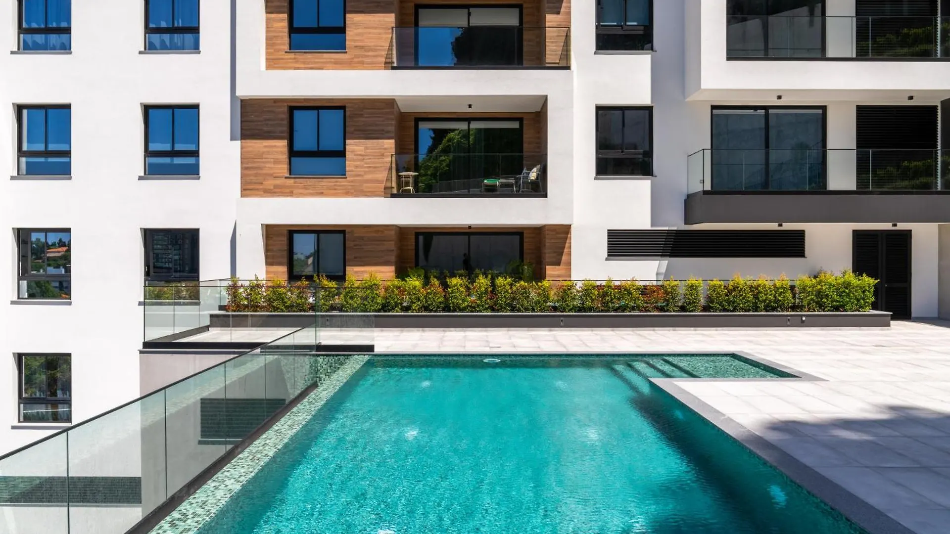 All You Need Apartment City Center Φουνκάλ